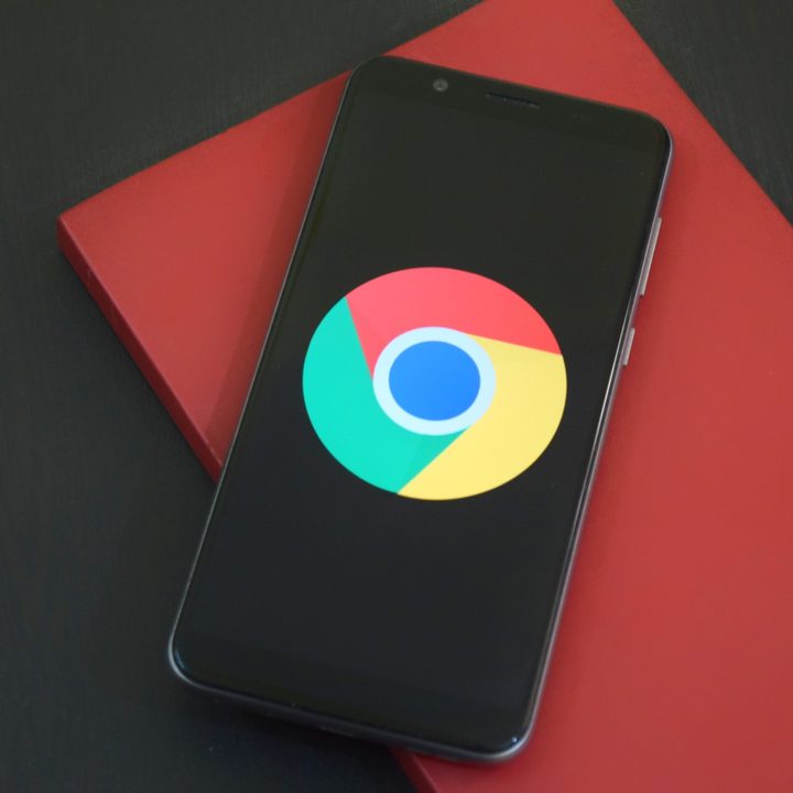 Google Chrome añadirá mejoras a su modo oscuro