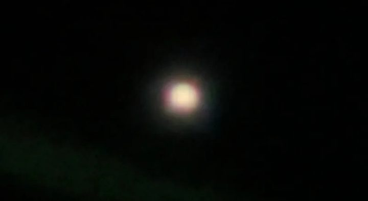 Imagen más detallada mini luna 2020 CD3