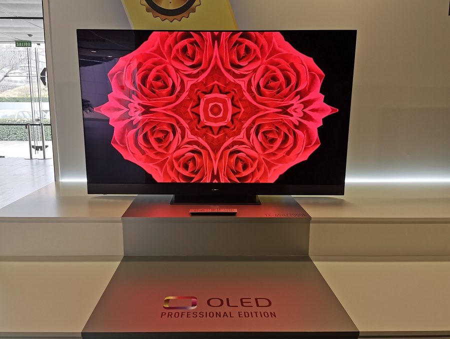 televisor OLED Panasonic HZ2000