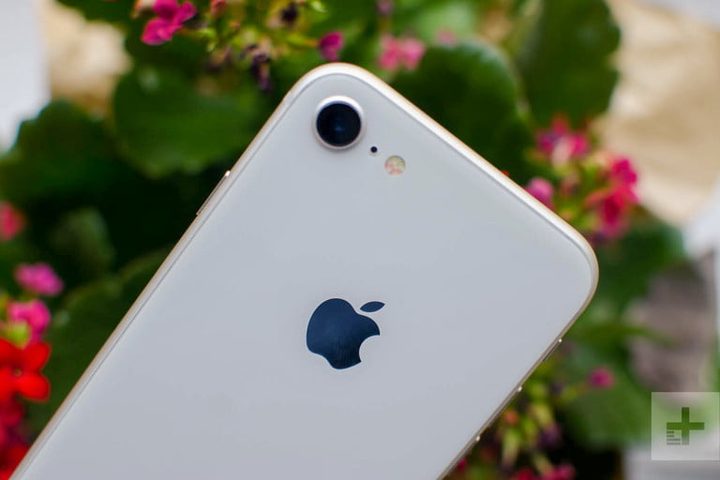 Apple iPhone 8 de color blanco