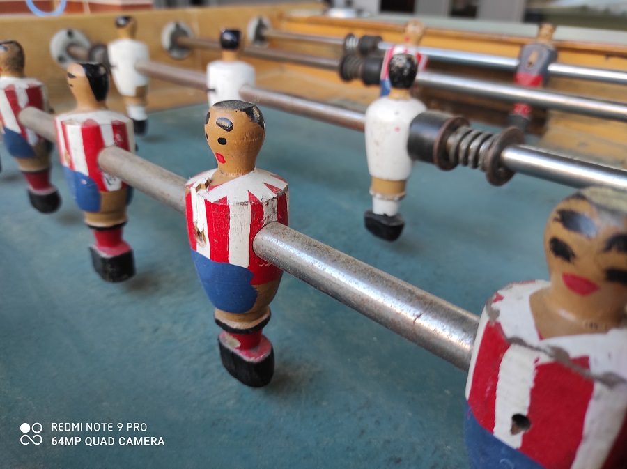 muñecos de un futbolín