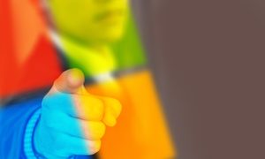 Microsoft despidió a trabajadores y los reemplazó con IA