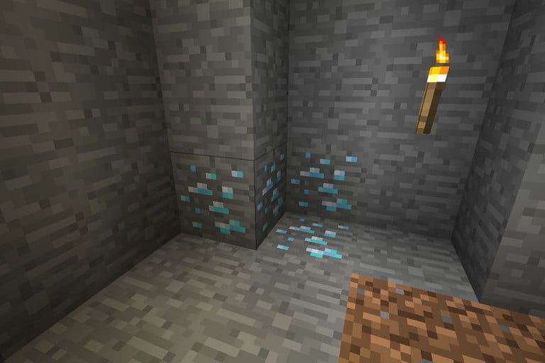 Cómo encontrar diamantes en Minecraft