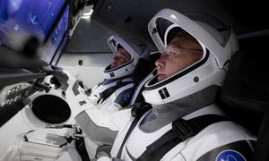 spacex nasa despegue vuelo espacial astronautas