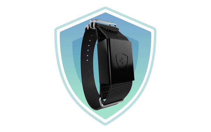 Imagen de la pulsera Immutouch, que previene que te toques la cara.