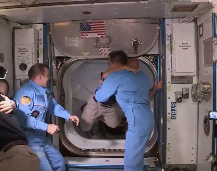 Cómo fue el encuentro de los astronautas en la ISS