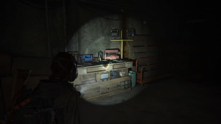 Una mesa de trabajo en The Last of Us Part II