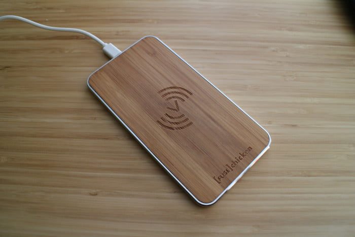 Fuse Chicken Gravity Touch, uno de los mejores cargadores inal&aacute;mbricos para el celular 1