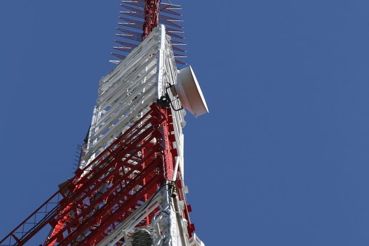 Torre de transmisión de señal de TV OTA ATSC 3.0