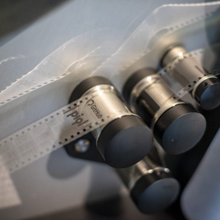 Película de Piql y GitHub