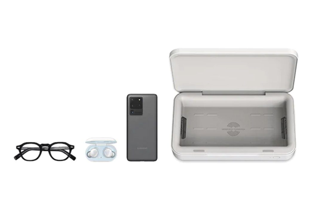 Este dispositivo de Samsung esteriliza y carga tu teléfono