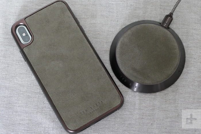 Ted Baker Connected Geeve Wireless Charger, uno de los mejores cargadores inal&aacute;mbricos para el celular 1