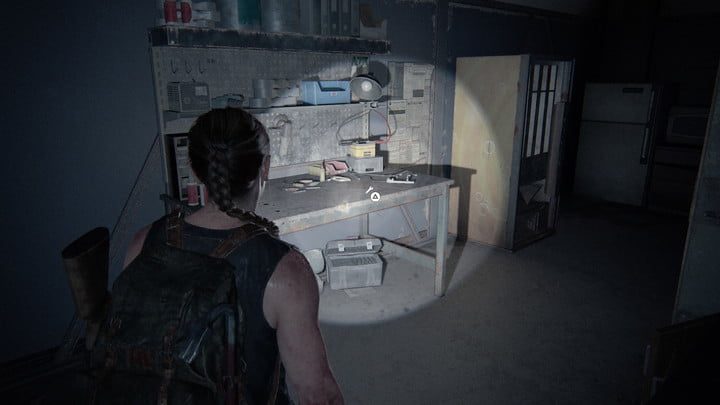 Una mesa de trabajo en The Last of Us Part II