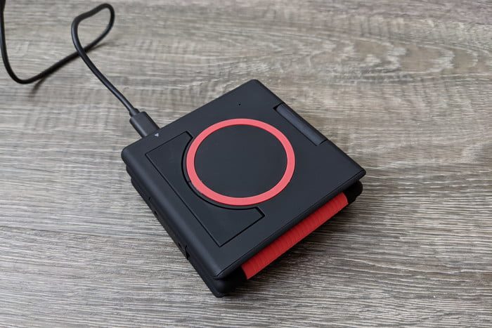 Unravel Wireless Charger, uno de los mejores cargadores inal&aacute;mbricos para el celular 5