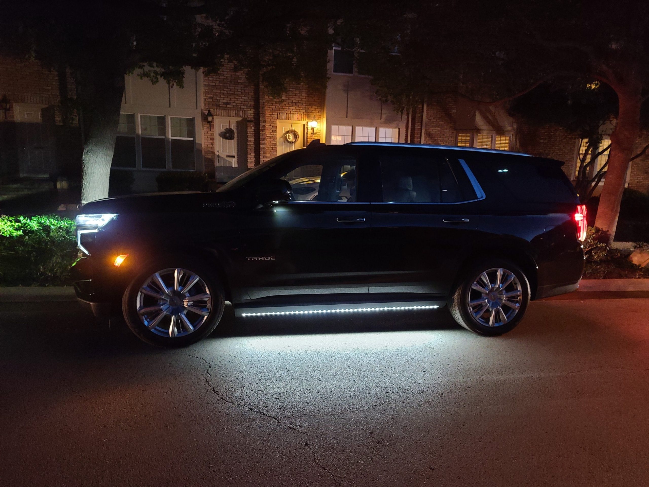 Tahoe High Country 2021 luces nocturnas