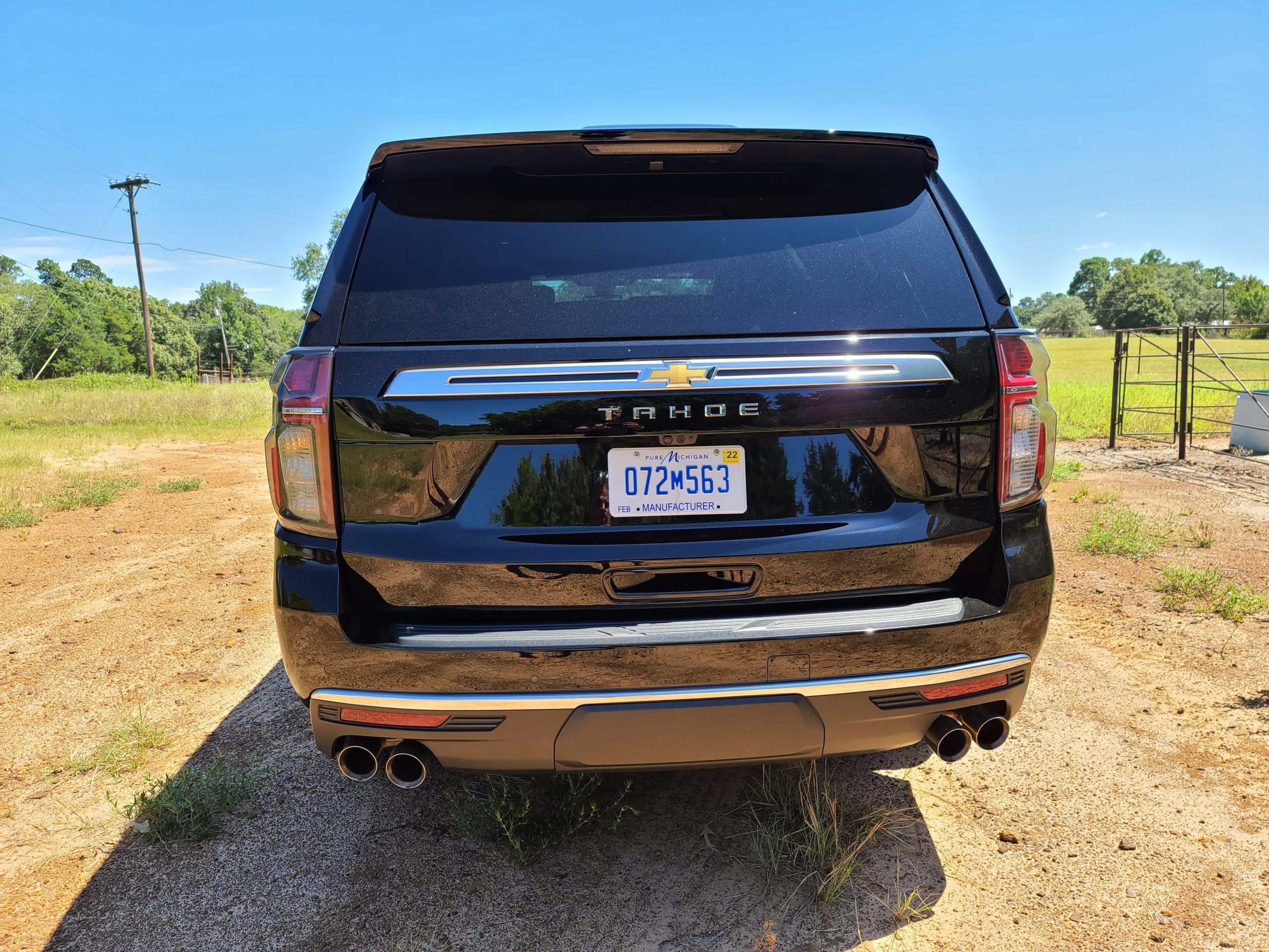 Tahoe 2021 parte trasera