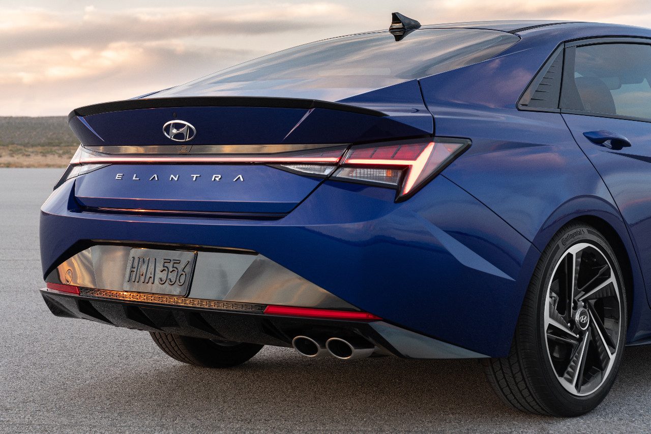 hyundai elantra n line large 42643 2021elantranline 1