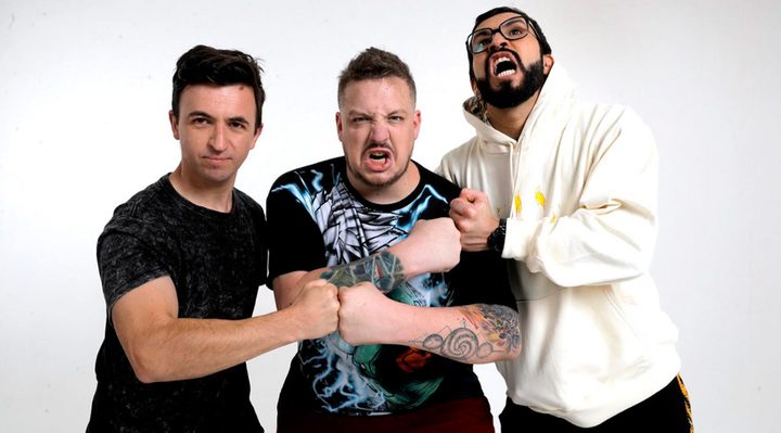 Creadores del podcast Tomás va a morir