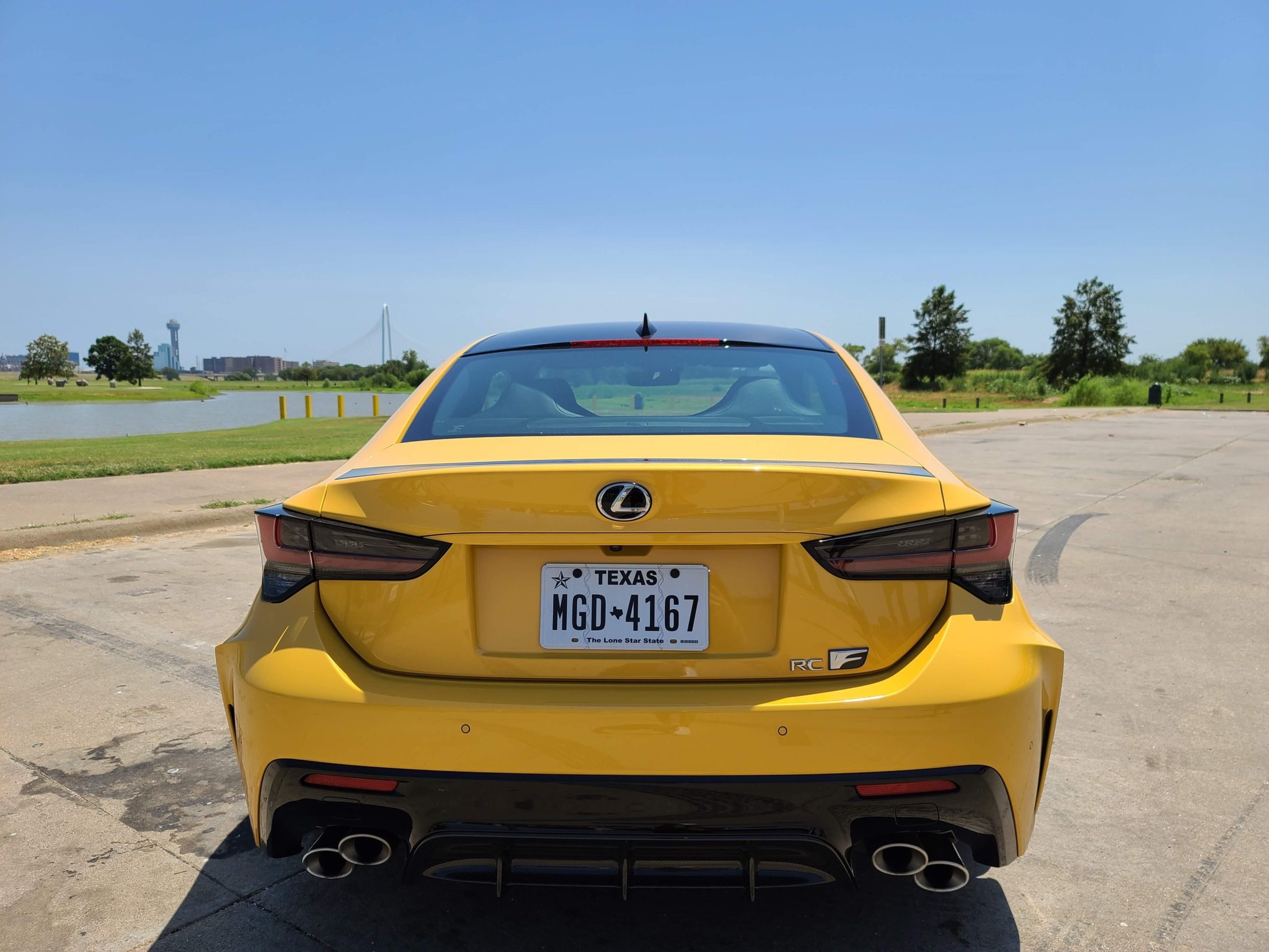 Lexus RC F 2020 amarillo 1