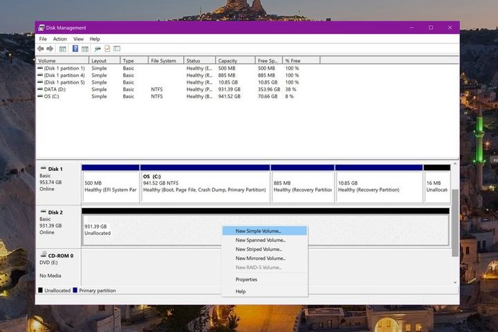 Agregando nuevo volumen de disco Menú de Administración de discos para aprender a cómo compartir un disco duro