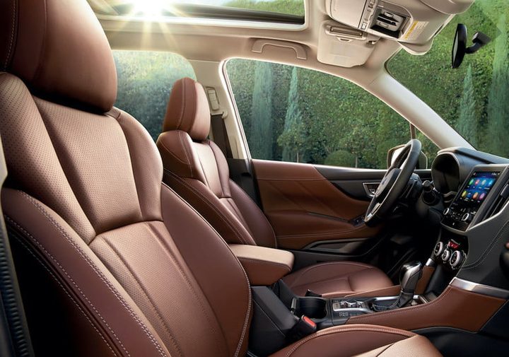 Vista interior de SUbaru Forester para comparar Toyota RAV4 vs. Subaru Forester