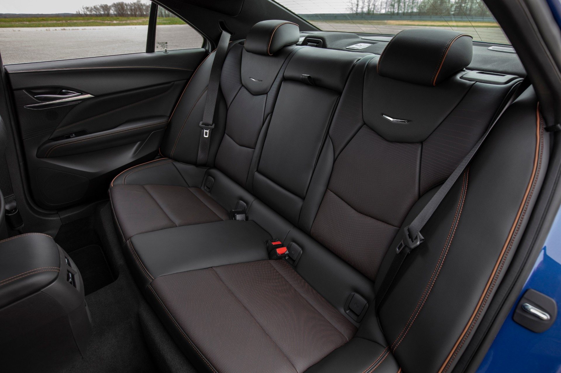 Fila trasera del Cadillac CT4