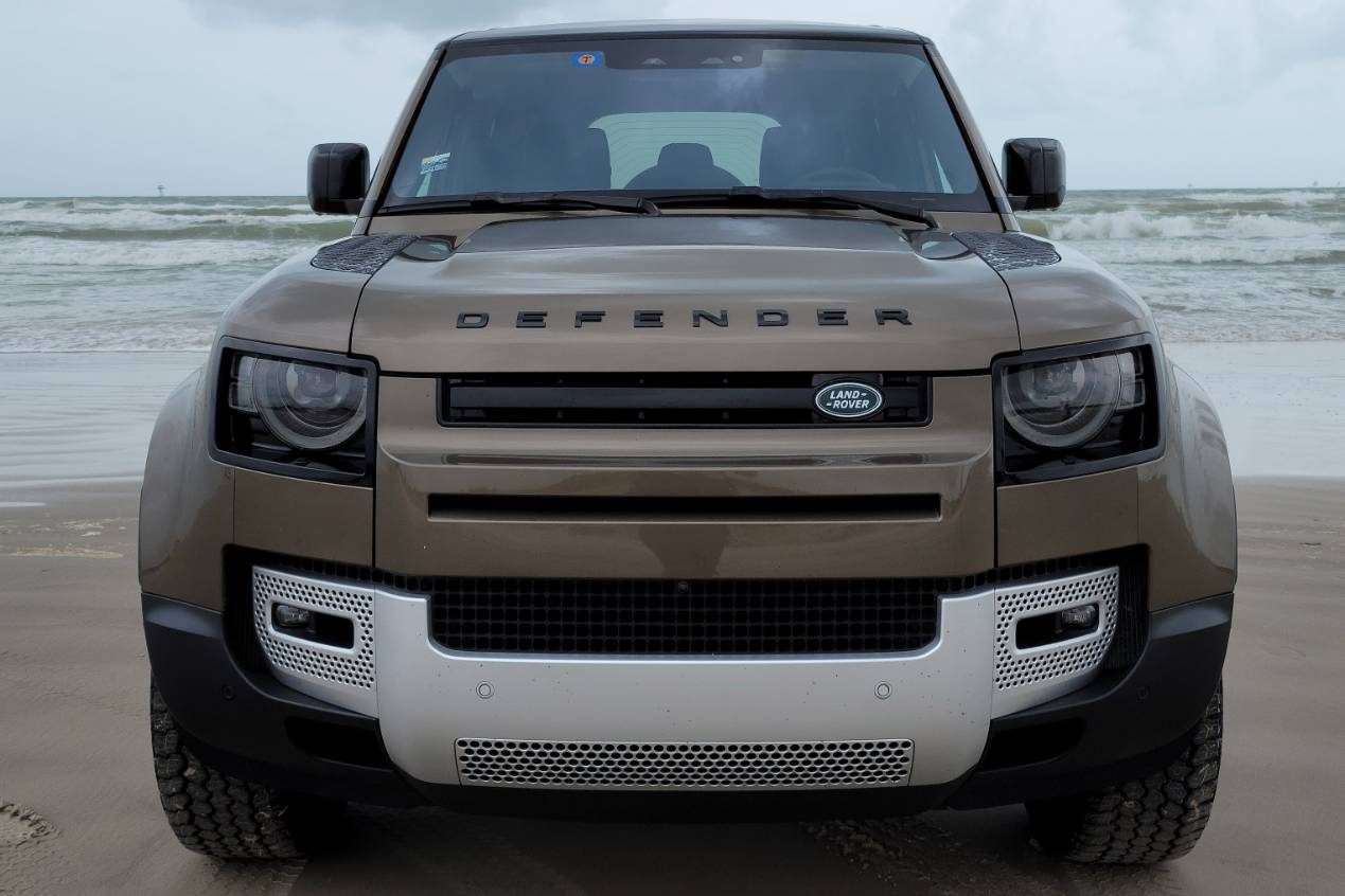 revision land rover defender 2020 13