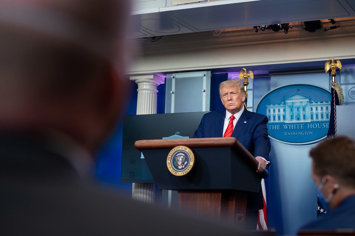 Hackers acechan las plataformas de campaña de Donald Trump