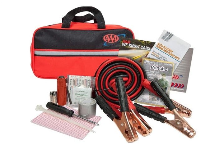 Opciones de todo en uno, una de las cosas que debes de incluir en un kit de emergencia para el automóvil