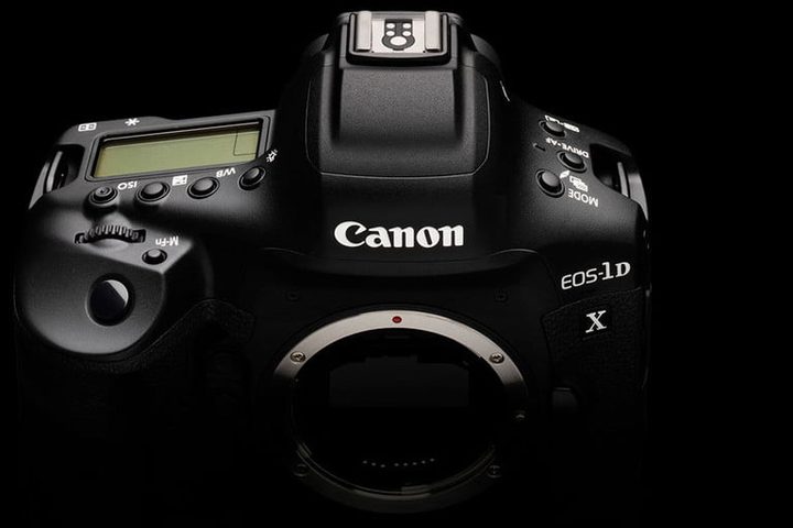 Cámara Canon EOS-1D M Mark III admite HEIF. JPEG vs. HEIF: ¿cuál es la diferencia y cuál es mejor?