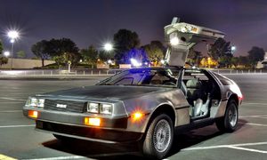 Un auto Delorean