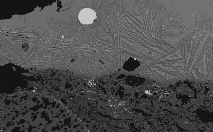 Aspecto microscópico del acero de cromo.