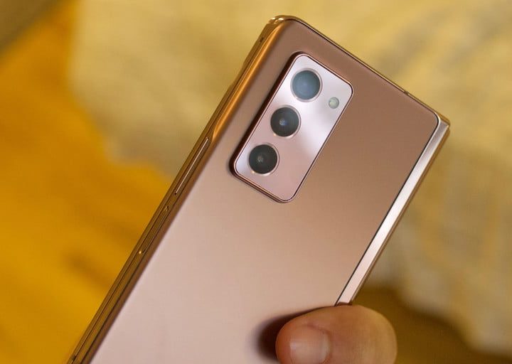 Samsung Galaxy Z Fold 2 vs. Galaxy Note 20 Ultra