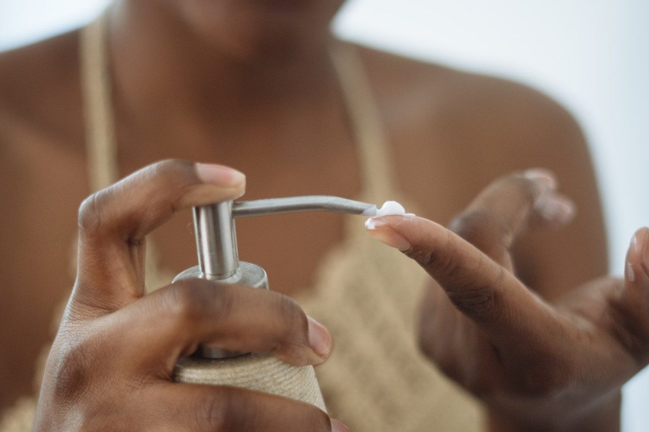 Denuncian que Amazon cobró sobreprecios por la pandemia