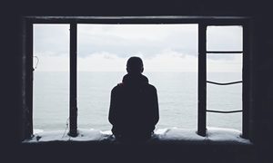 Una persona solitaria