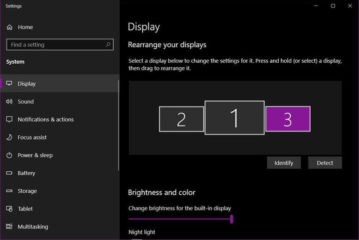 Selección de pantallas en Windows 10 para conectar el PC a la TV