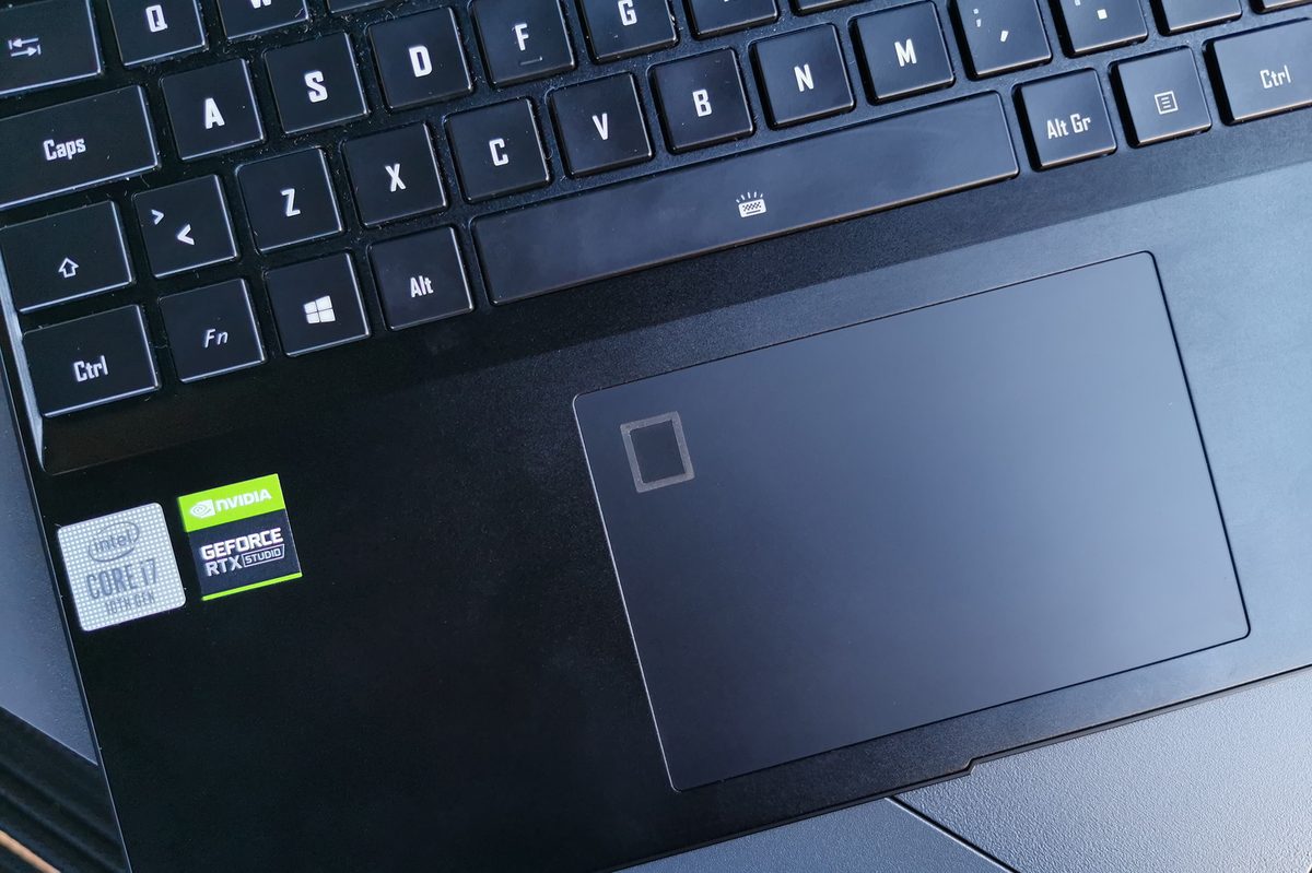 Gigabyte Aero 15 OLED mousepad