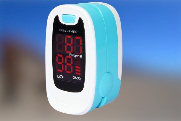 Contec LED CMS50M Pulse Oximeter,, el oxímetro más barato para tomarte el pulso