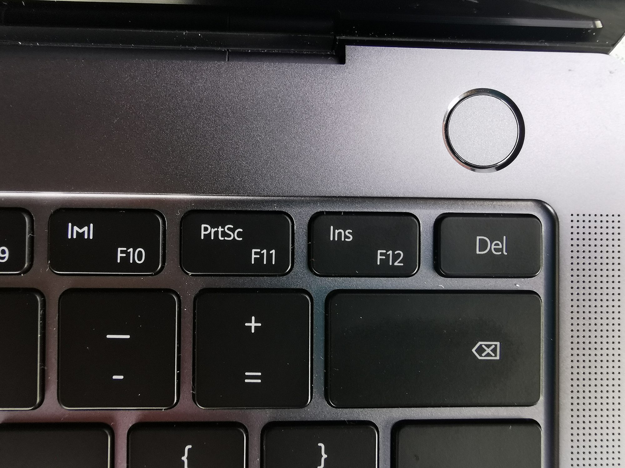 revision huawei matebook x pro lector huella