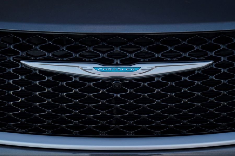 Logotipo de parrila de Nueva Chrysler Pacifica 2021