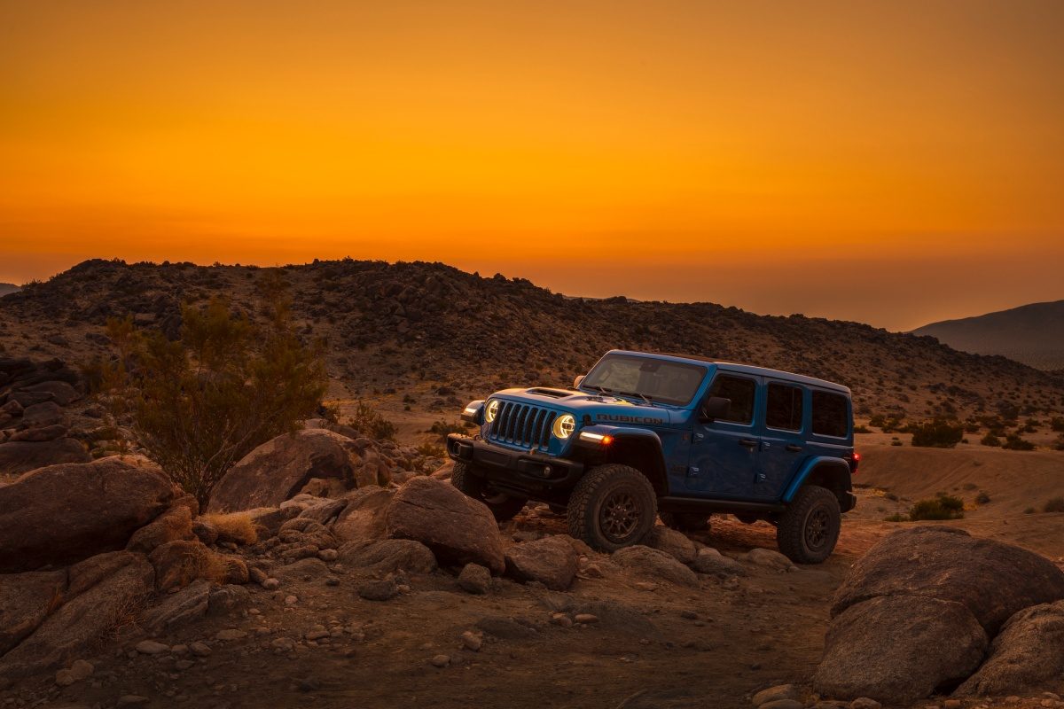 jeeep lanza wrangler poderoso historia