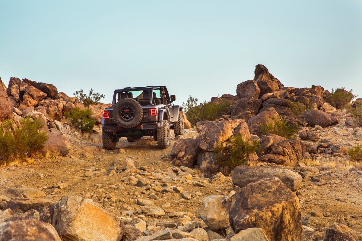 jeeep lanza wrangler poderoso historia jp021 406wrvldcjm1g0868c5soiosu18r7aj