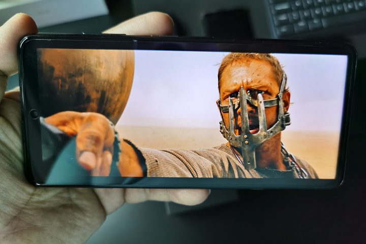 Reproducción de contenido en el Poco X3 NFC