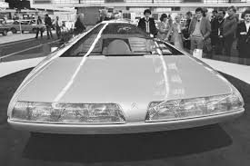 El Citroen Karin, un auto concepto de 1980 con diseño piramidal
