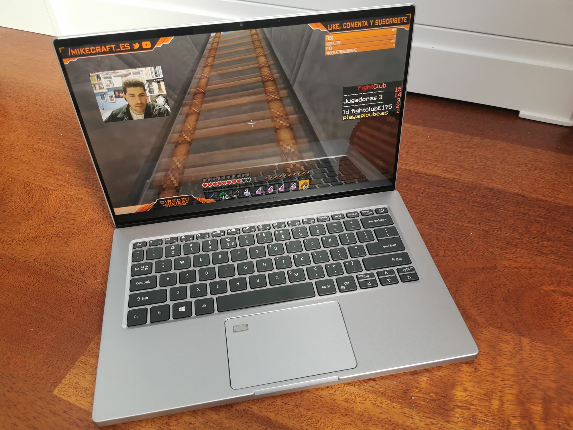 Porsche Design Acer Book RS