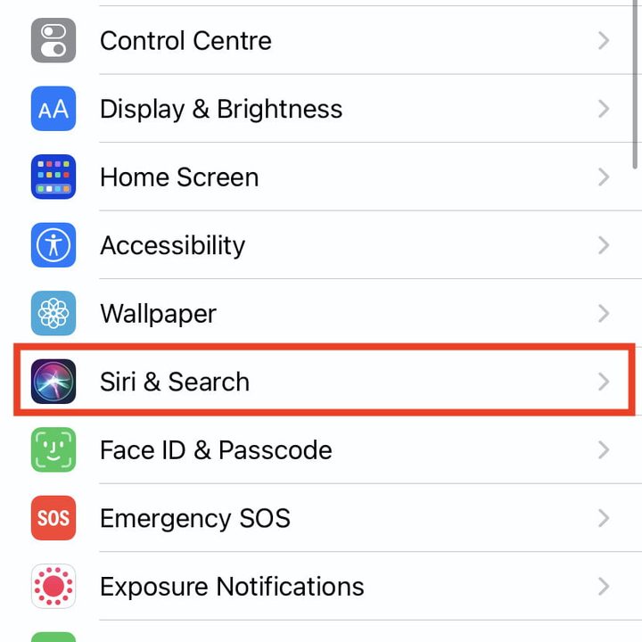 como cambiar la voz de siri siri1