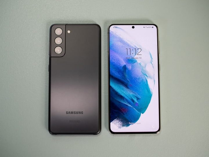 Samsung Galaxy S21 vs. iPhone 12