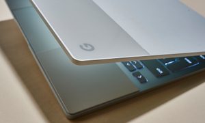las computadoras chromebook registran el mejor anio de su historia google pixelbook product shoot