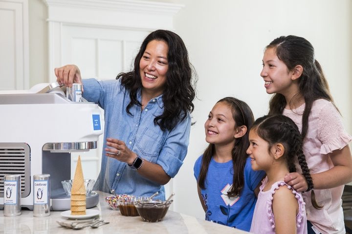 La imagen muestra la nueva ColdSnap, capaz de prepara helados en 2 minutos.