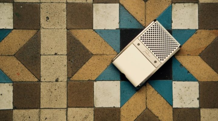 La imagen muestra una recreación del telescopio espacial SPHEREx de la NASA.